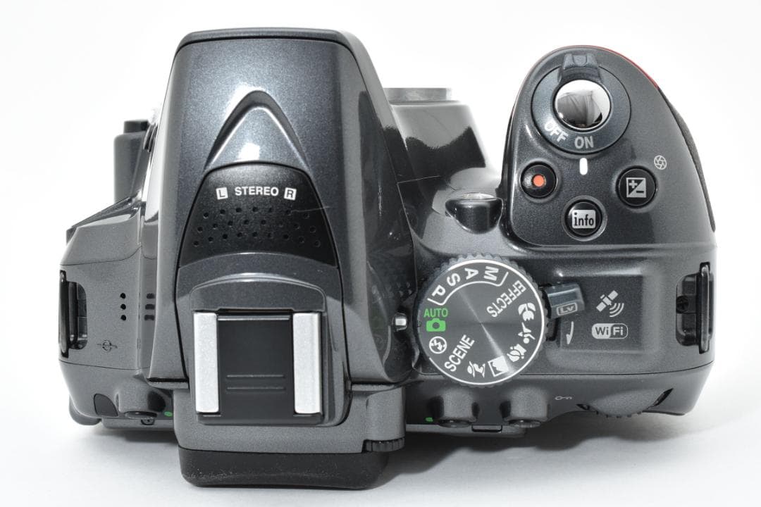 【新品級・完動】Nikon D5300 ダブルズーム VRレンズセット1127