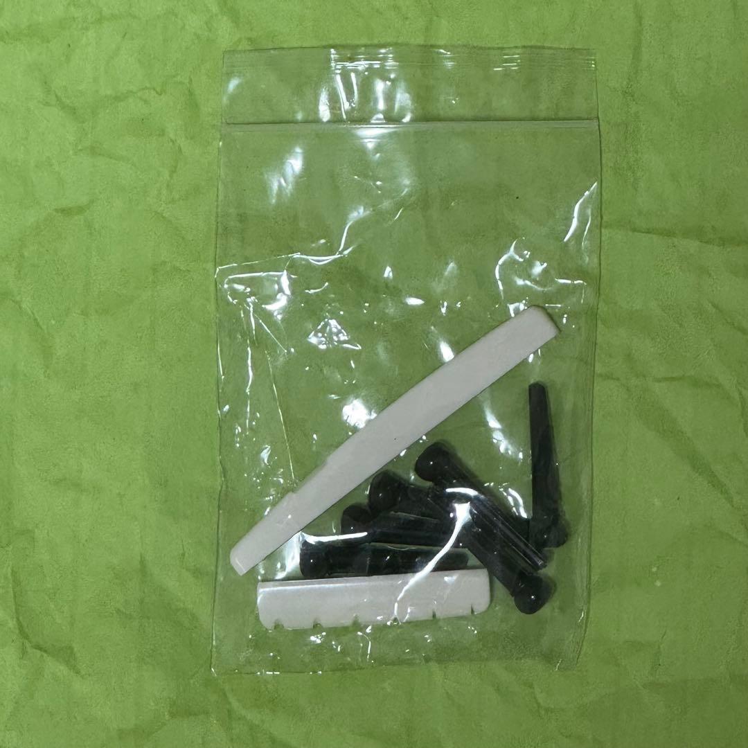 ヤマハFS720Sアコースティックギター　牛骨製ナットとサドル付き