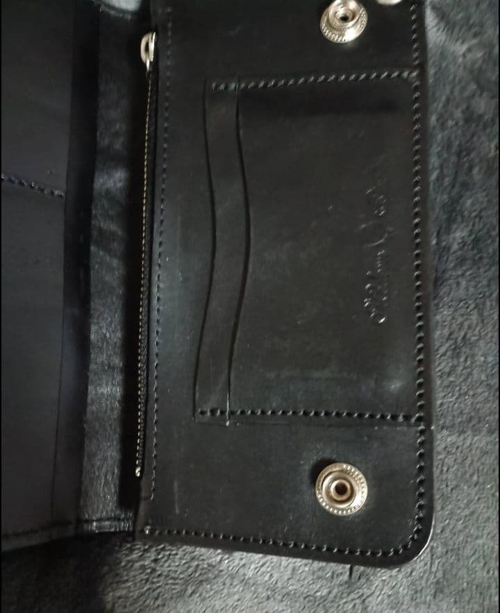 MODERNPIRATES黒い本革長財布