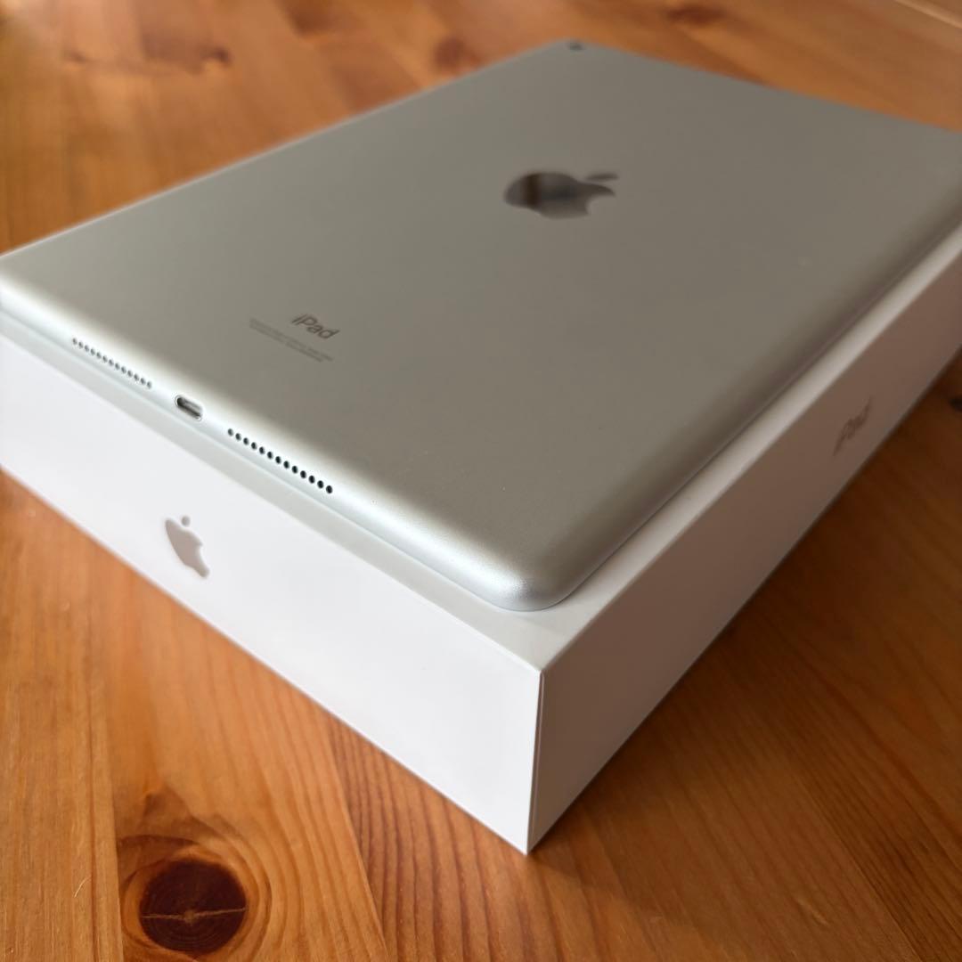 Apple iPad (第9世代) 256GB シルバー本体