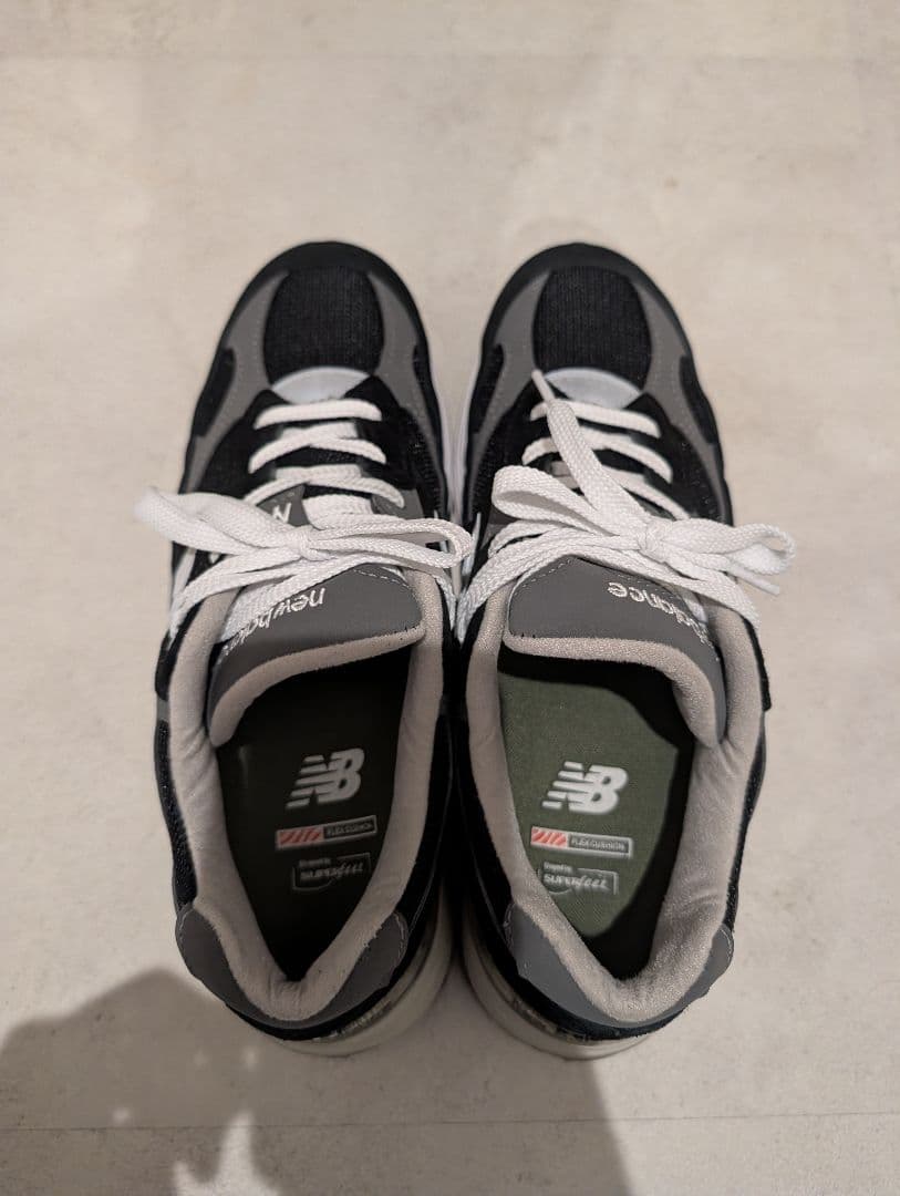 New Balance 992 ブラック(純正インソール付)