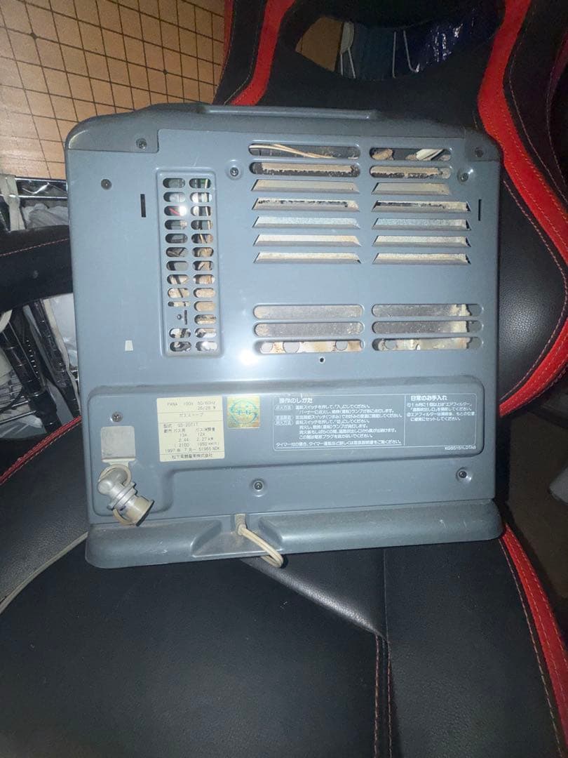 ガスファンヒーター デジタル操作パネル付き