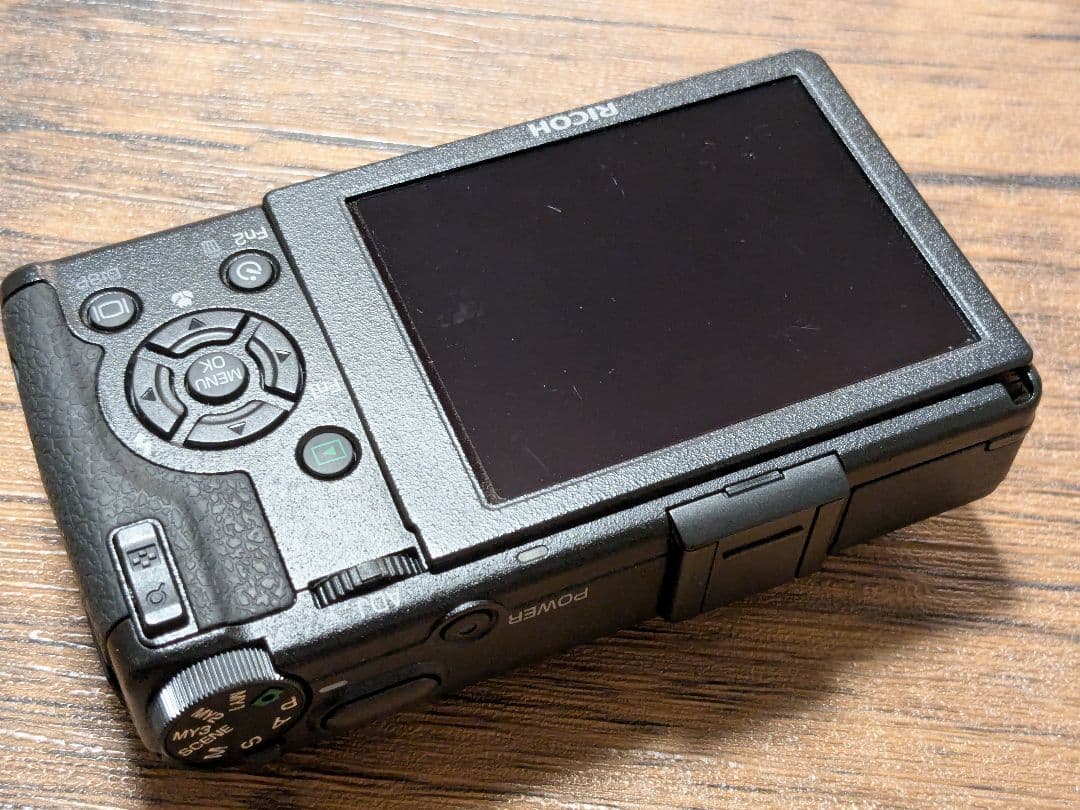 RICOH GR DIGITAL Ⅲ 高画質 GR LENS F1.9 搭載