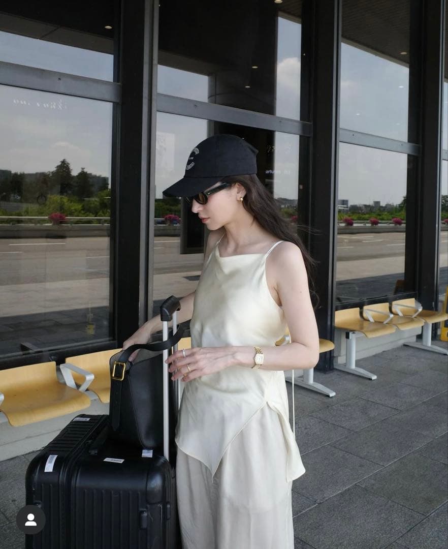 CLANE クラネ　DRAPE SATIN CAMISOLE TOPS サイズ1