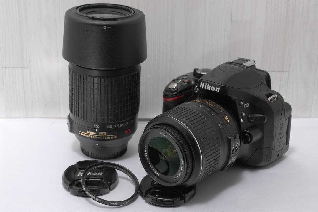 Ruracha 様　Nikon D5200 ダブルズームキット バリアングル液晶