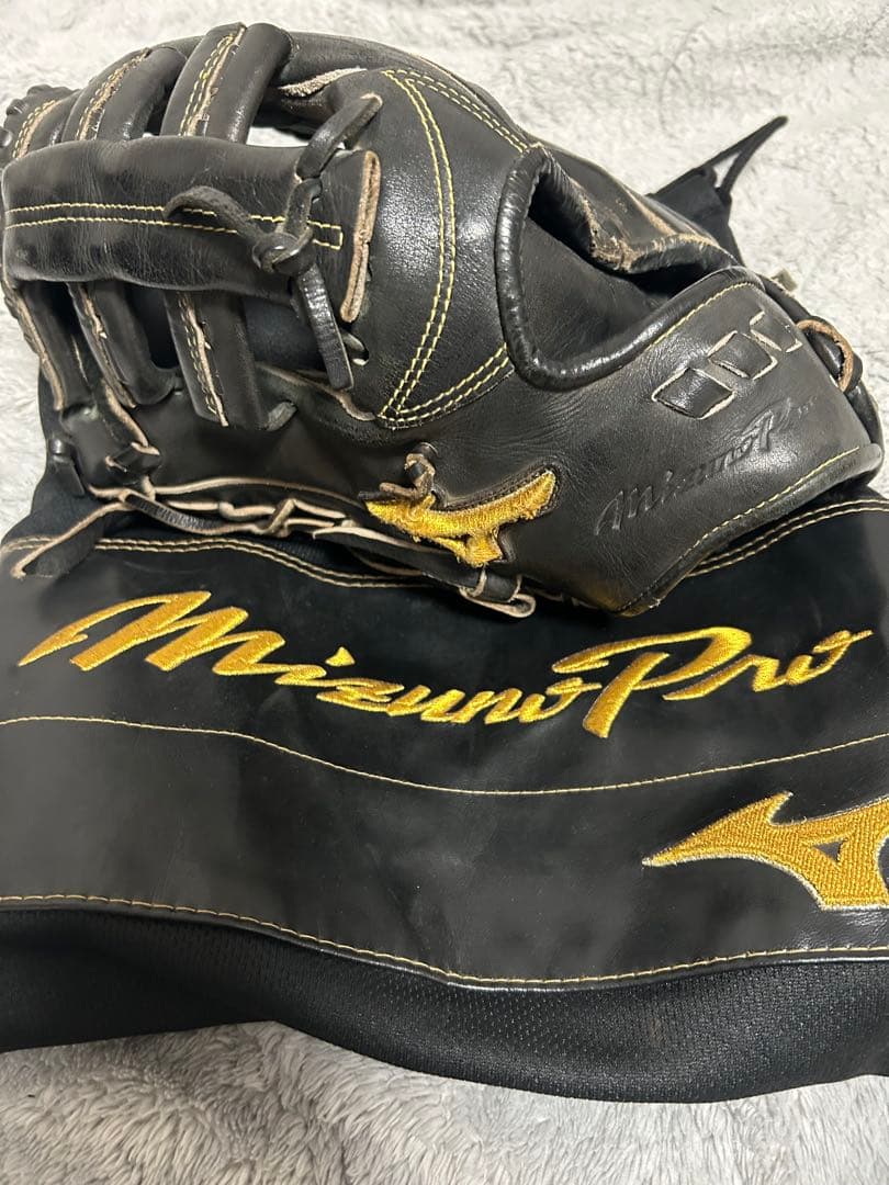 Mizuno Pro 硬式グローブ 黒