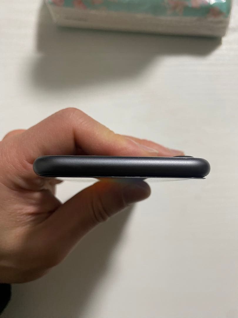 iPhone 8 ブラック クリアケース付きSIM フリ