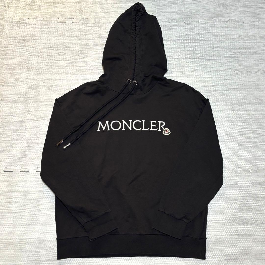 【鑑定済】モンクレール　パーカー　ブラック　Lサイズ