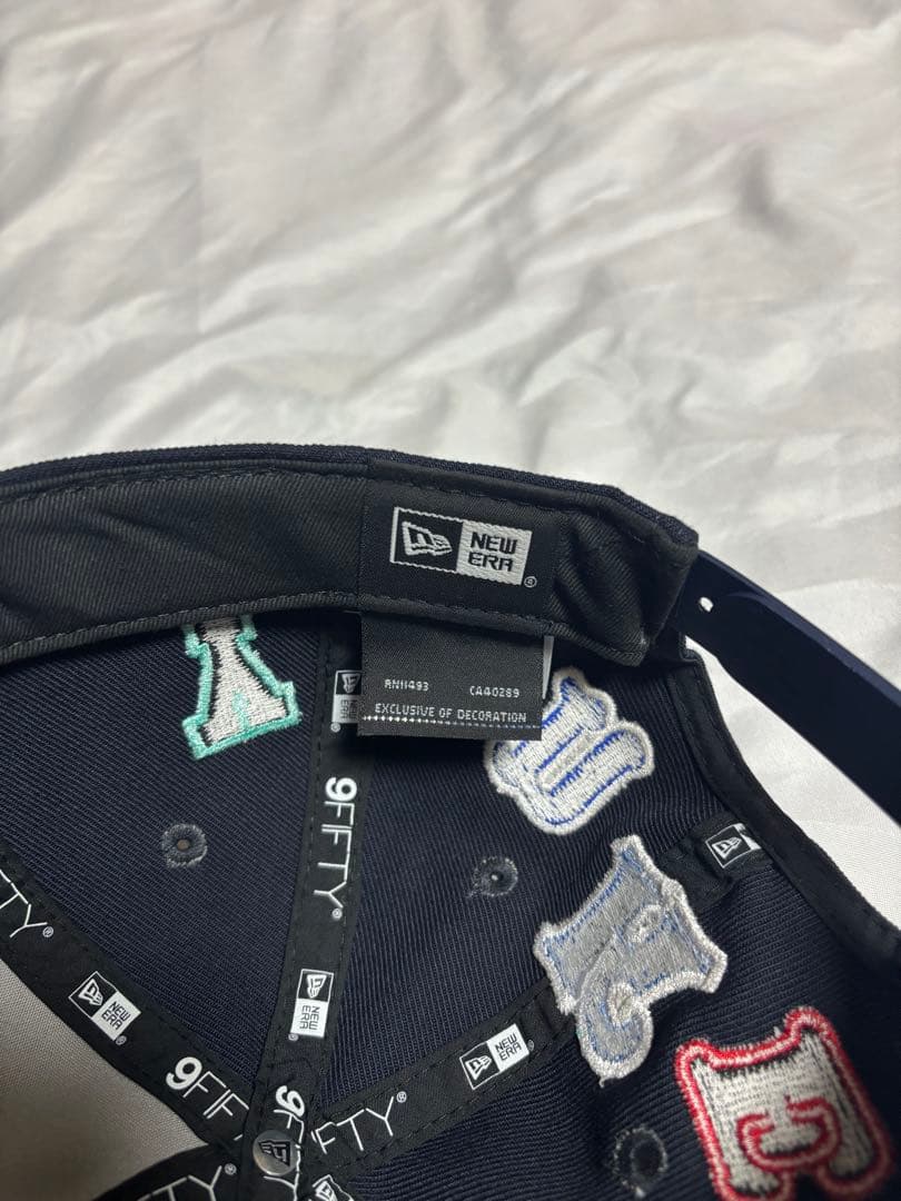 SAINT Mxxxxxx × NEW ERA RC 9FIFTY NYキャップ