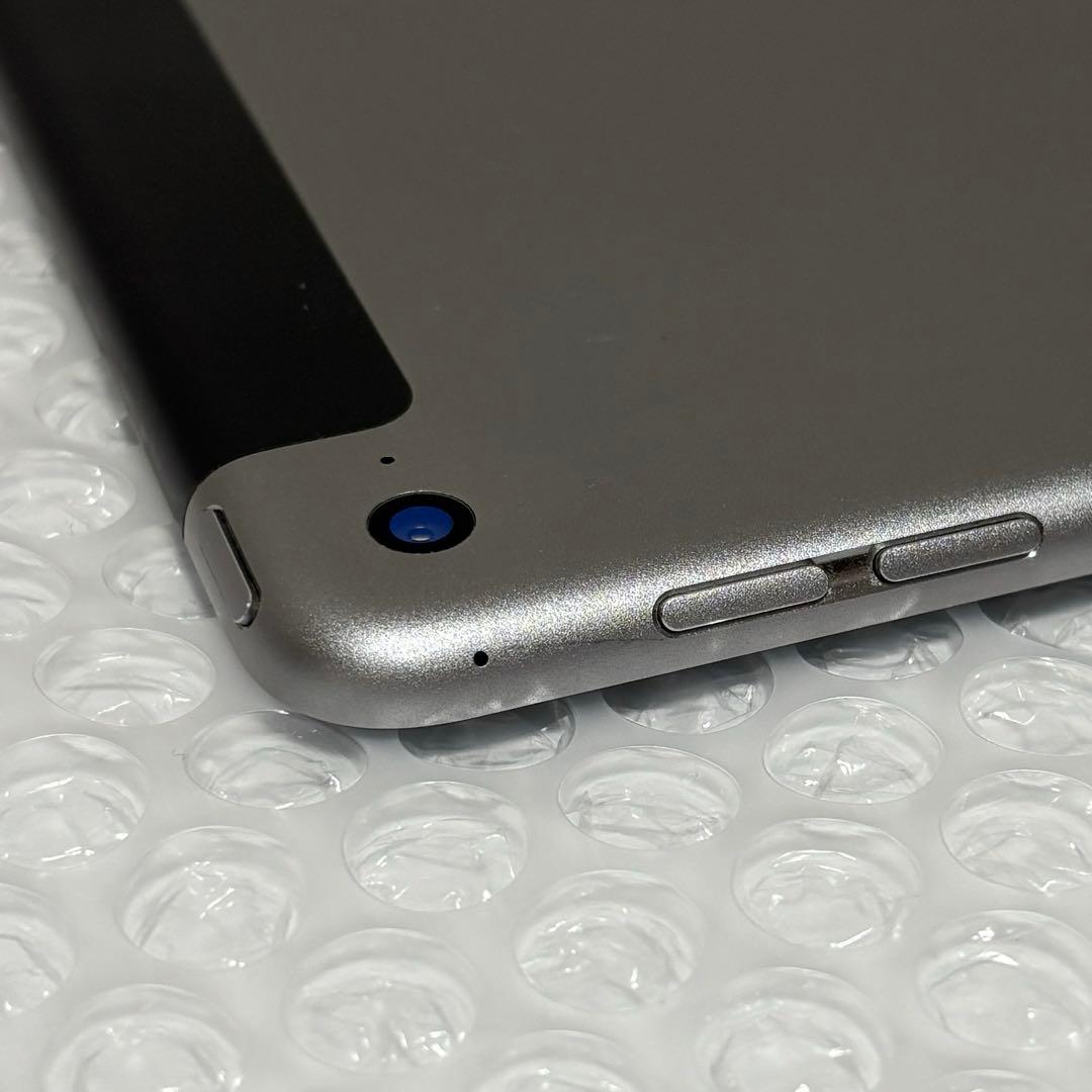 美品 iPad Mini 第4世代 32GB Wi-Fi Simフリー