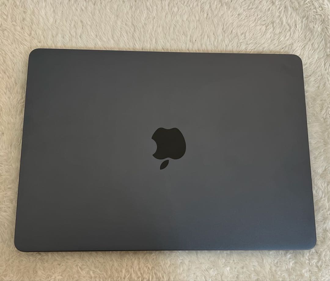 ★MacBook Air M2 8GB/256GB 2022ミッドナイト