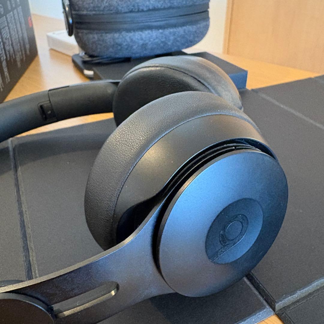 Beats Solo Pro ノイズキャンセリング lightning付