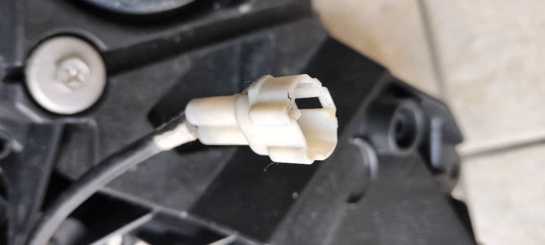 シグナスX 3型 SE44J 純正ヘッドライトLED付き ポジションランプ付き