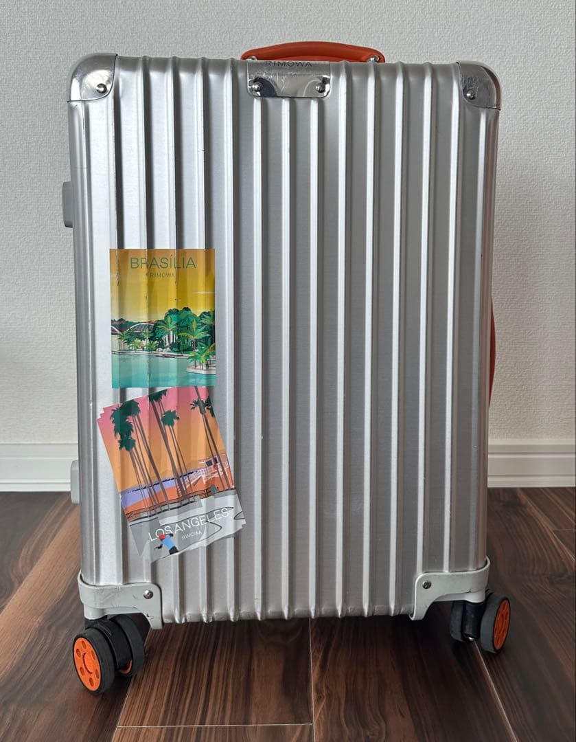 RIMOWA シルバー スーツケース