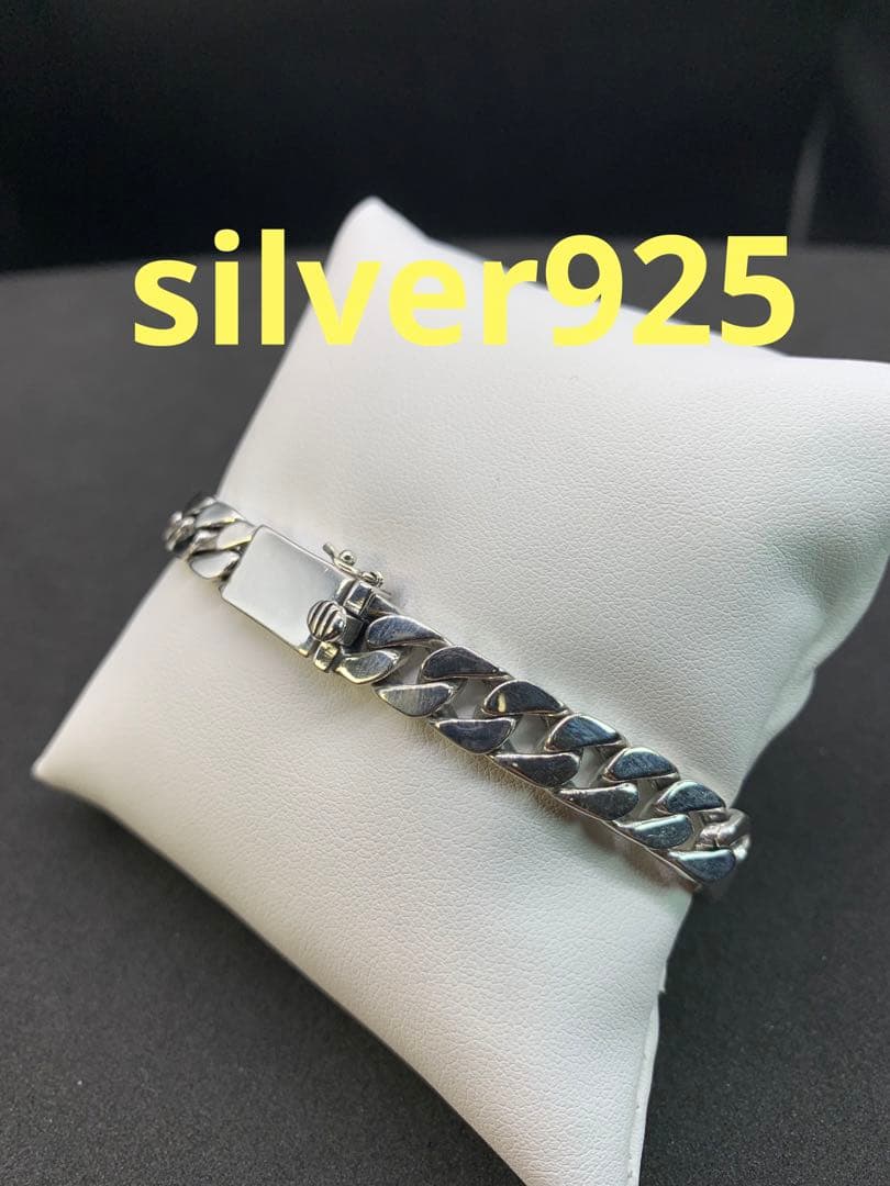 アクセサリー Floki