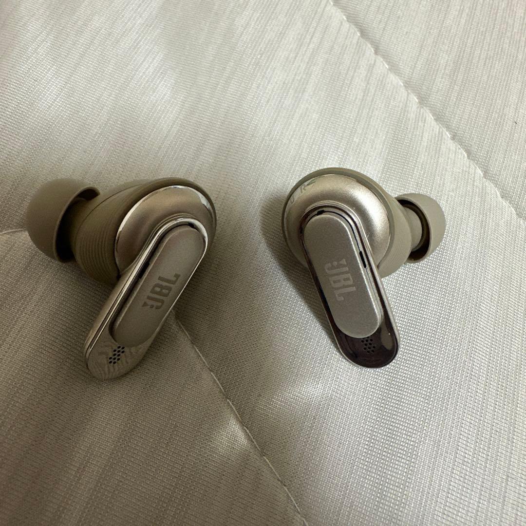 JBL tour Pro2カナル型イヤホン