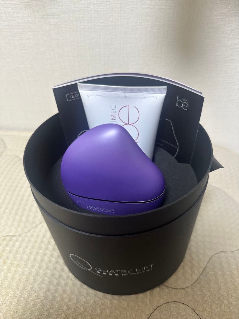 週末限定割引！！【新品・未使用】キャトルリフト RF美顔器QUATRE LIFT