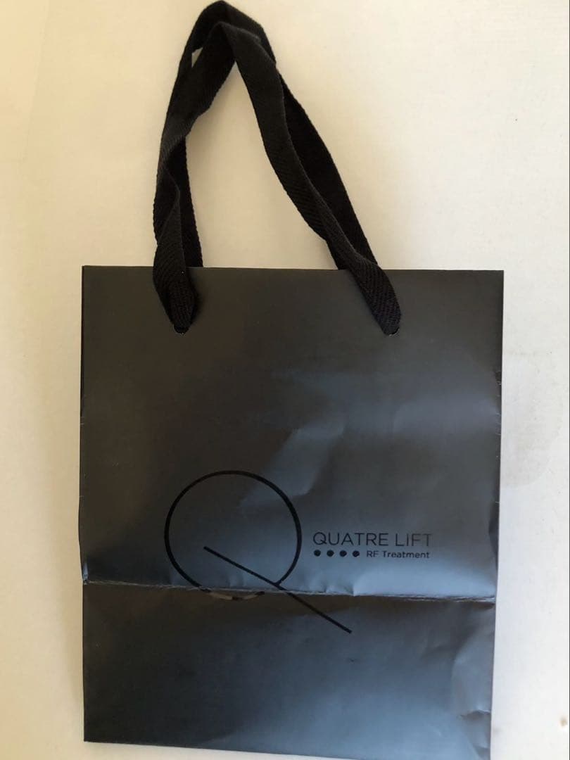 週末限定割引！！【新品・未使用】キャトルリフト RF美顔器QUATRE LIFT