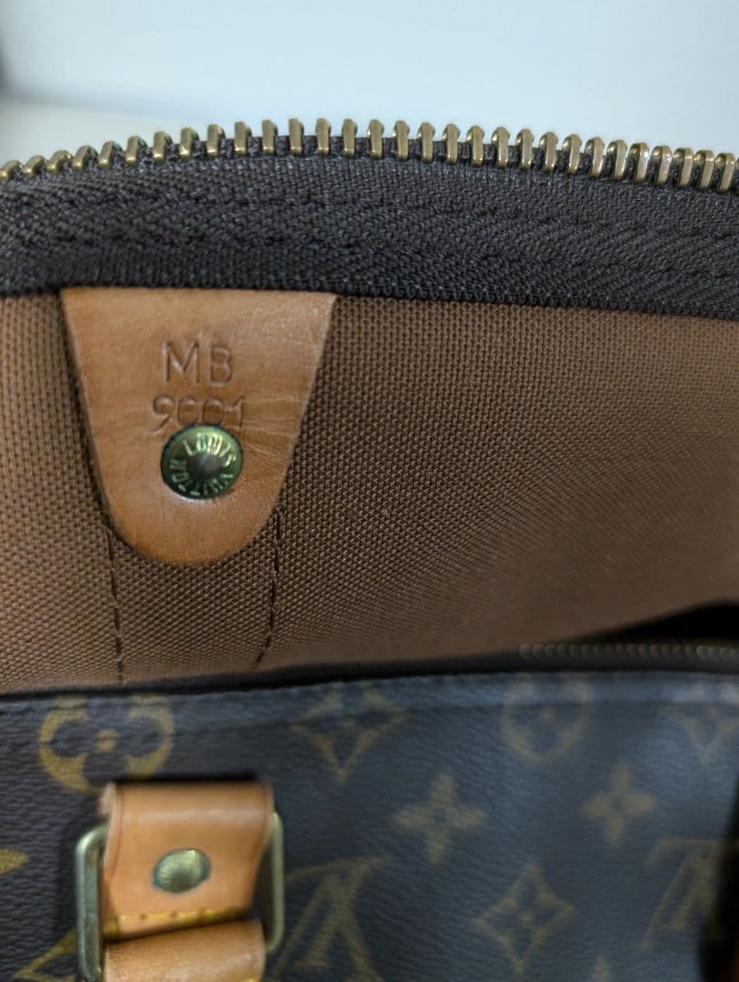 Louis Vuitton キーポル50