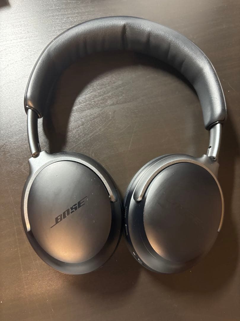 ヘッドホン Bose Quiet comfort ultla headphones