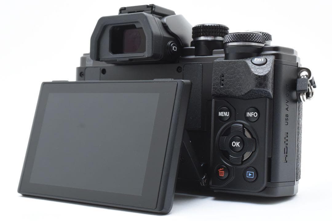 【新品級】OLYMPUS E-M10 Mark II Wi-Fi搭載