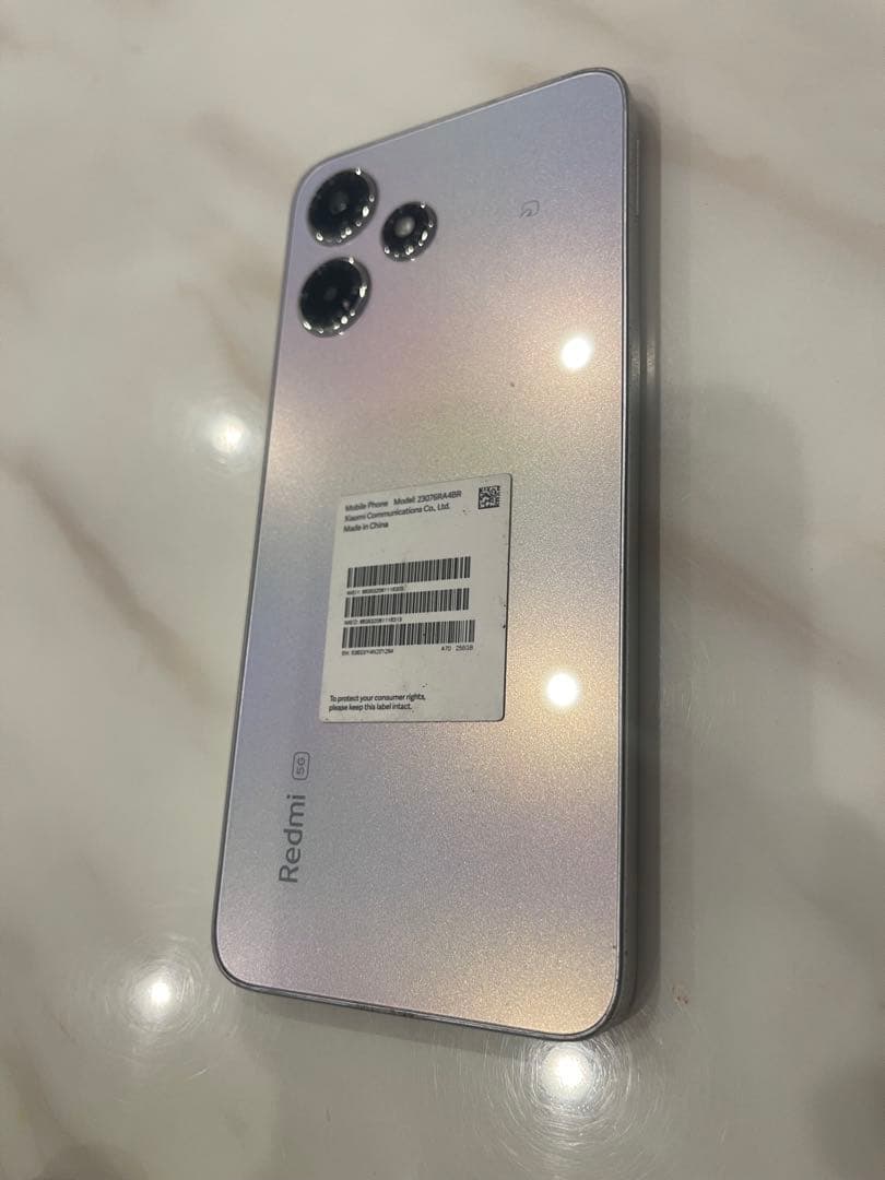 Redmi 12 5G 256GBモデル ポーラーシルバー 画面割れあり