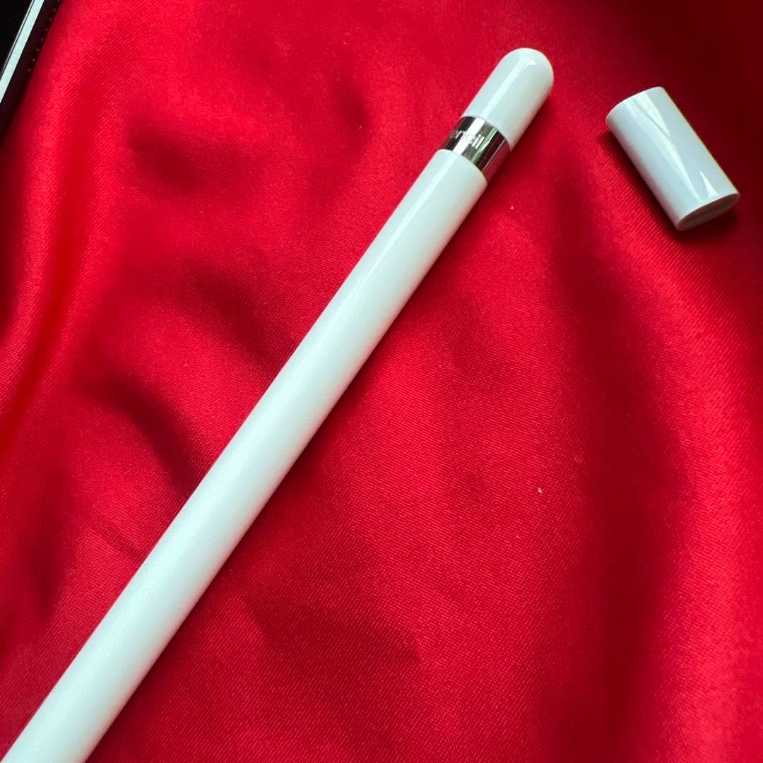 iPad 第8世代 本体　32GB Wi-Fi Apple pencilセット