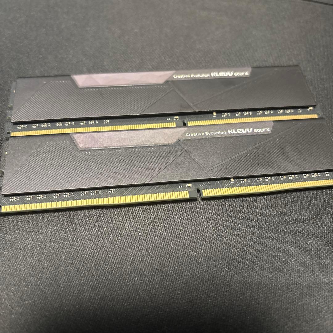 メモリー KLEVV DDR4 32GB 16x2 3600hz