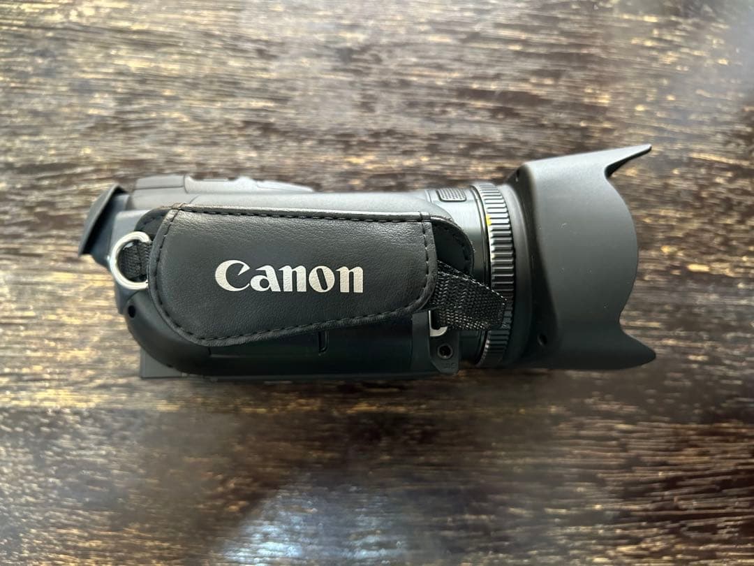 Canon iVIS HFG20 光学10倍ズーム 内蔵32GBメモリ