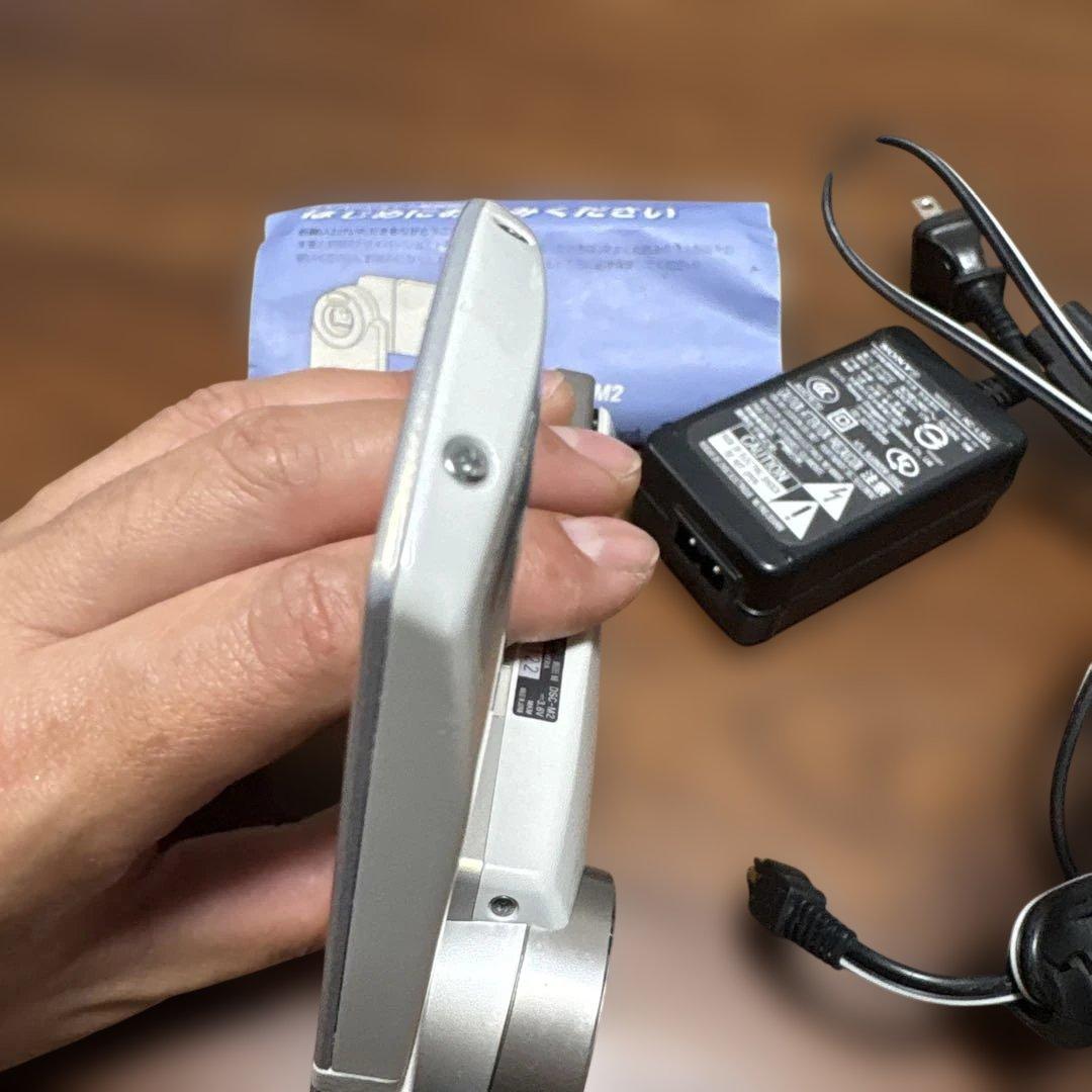 J*3様 美品　SONY サイバーショット DSC-M2 動作確認済