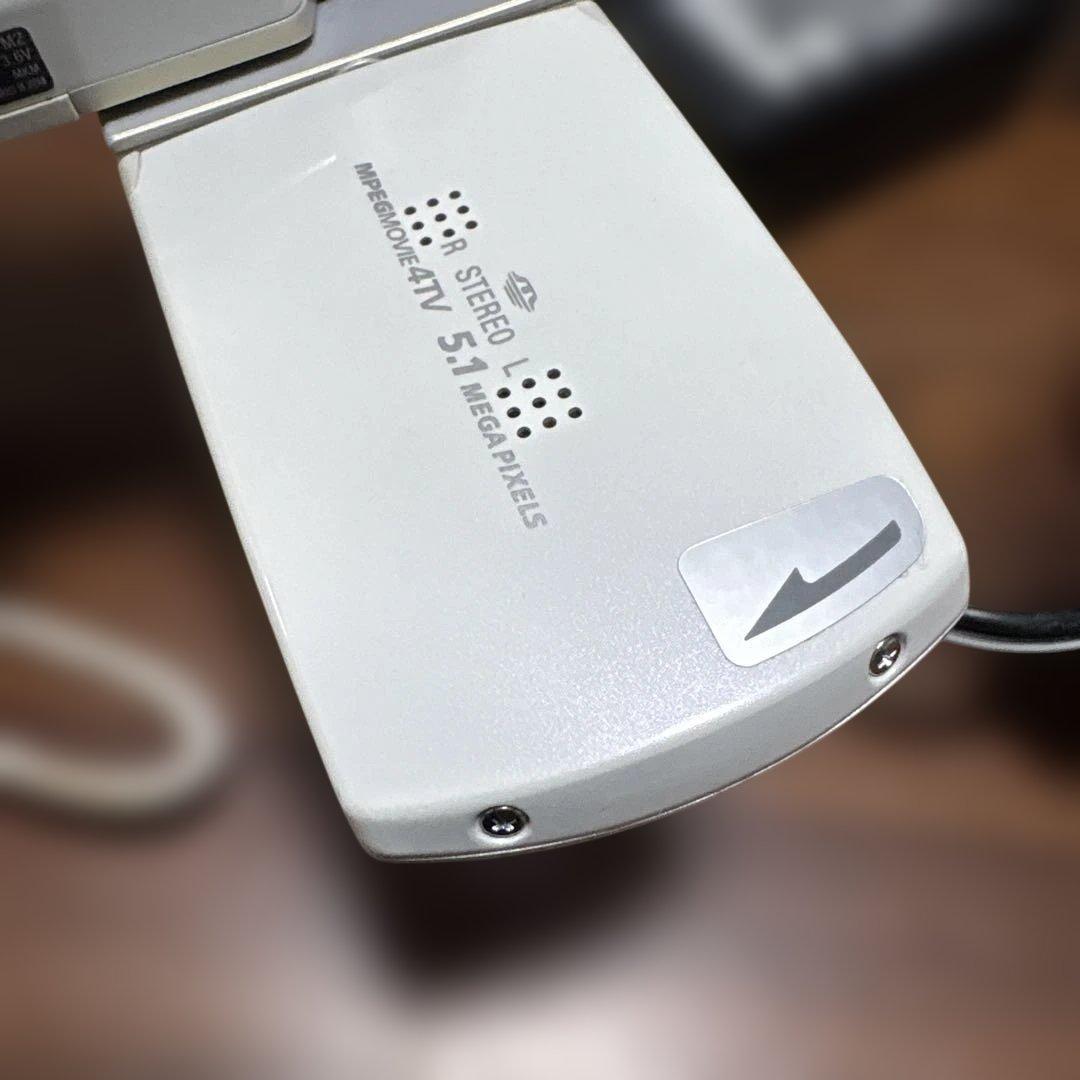 J*3様 美品　SONY サイバーショット DSC-M2 動作確認済