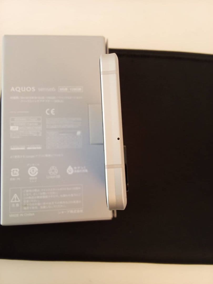 アクオス　AQUOS　SENSE6 　本体　アンドロイド　美品　シムフリー