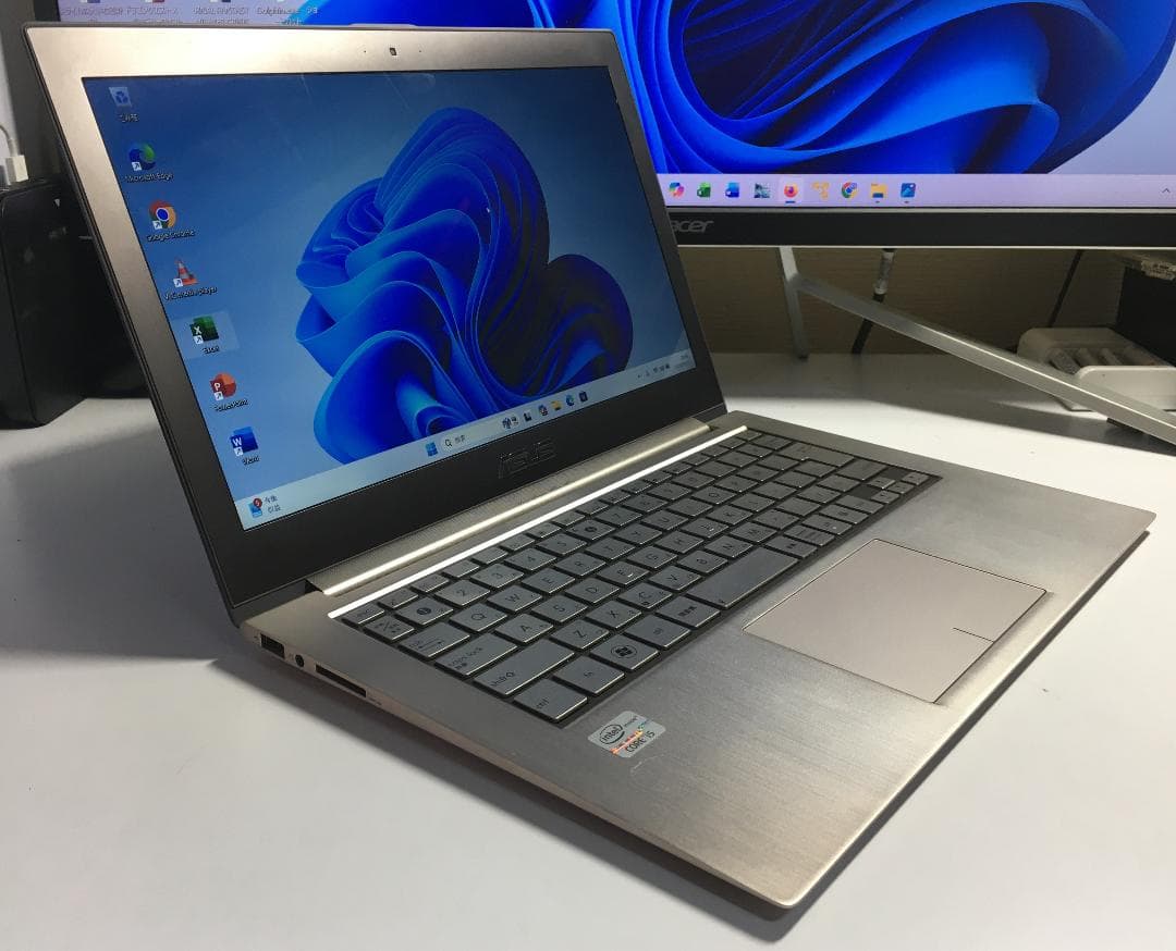 Windowsノート本体 ASUS ZENBOOK UX31E Windows11
