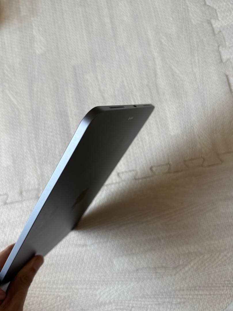 【美品】iPad Air第5世代10.9インチ256GBスペースグレイ付属品付き