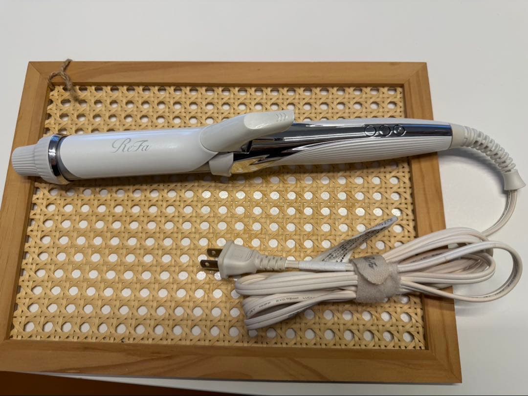 リファ 2022年製 ビューテック カール ヘア アイロン 32mm ホワイト