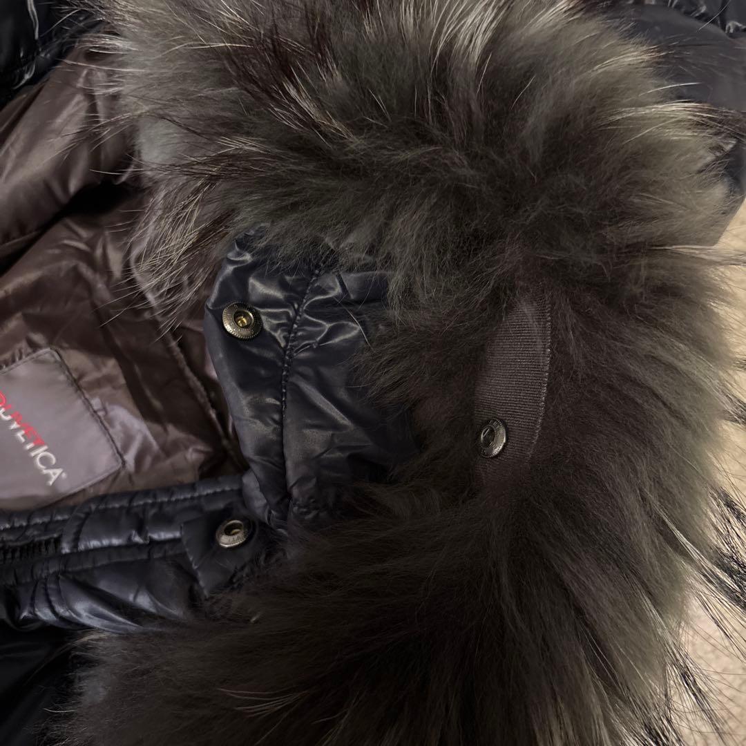 デュペティカダウンジャケット フード付き