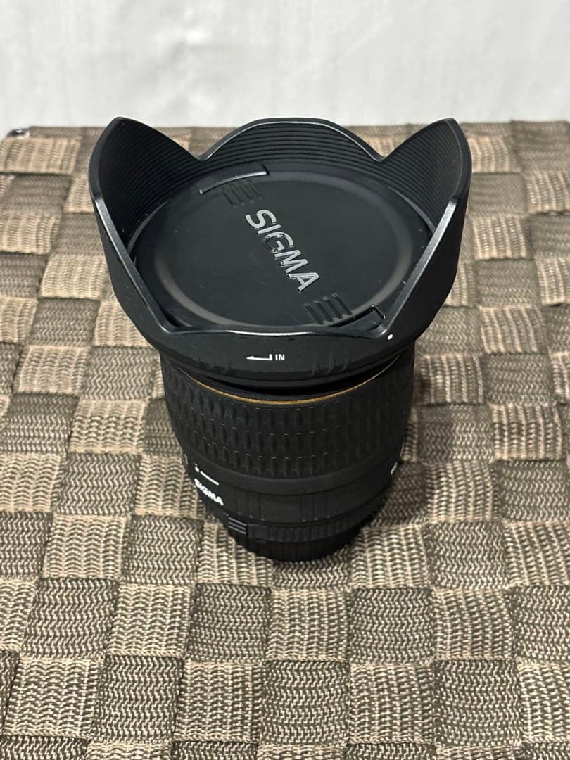 SIGMA 20mm F1.8 EX DC レンズ