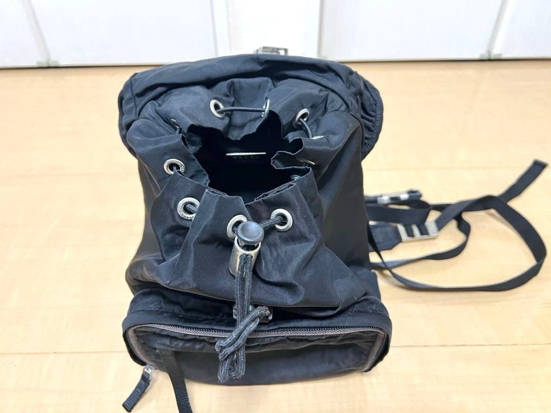 PRADA ナイロンリュック　ブラック