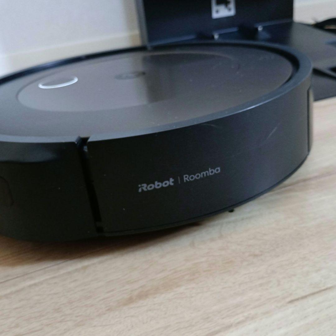 ルンバ j9+ 自動ゴミ収集機　iRobot
