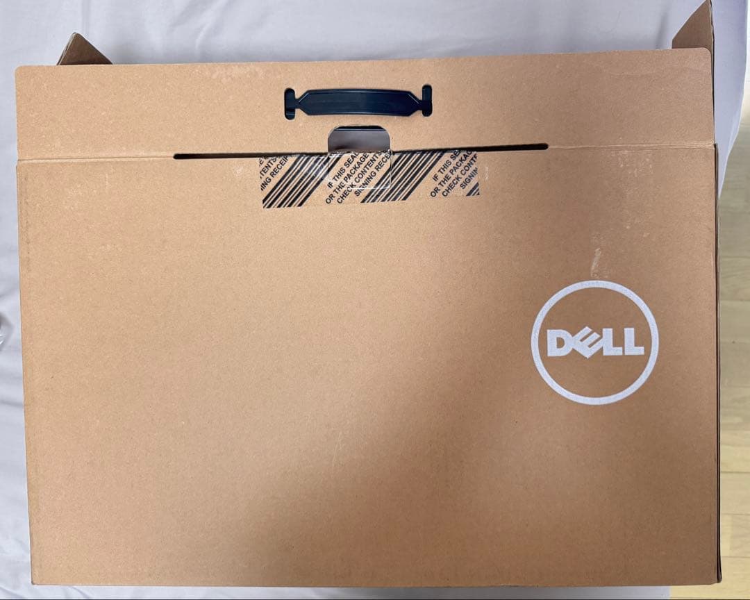 DELL Inspiron 17 DELL ノートPC シルバー
