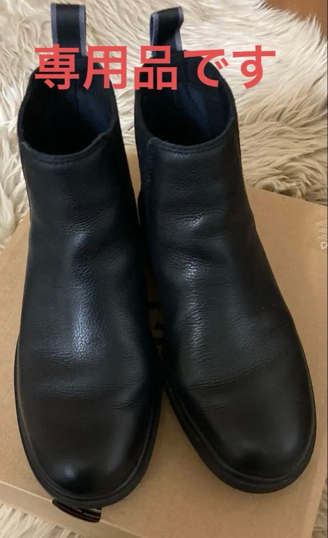 UGG サイドゴアブーツ　23