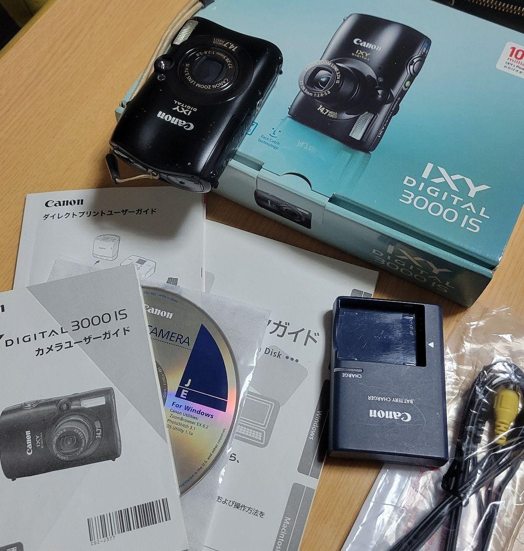 Canon IXY DIGITAL 3000 IS 本体と付属品