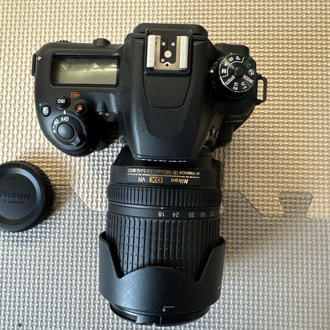 Nikon D7500 デジタル一眼レフ 本体とレンズ