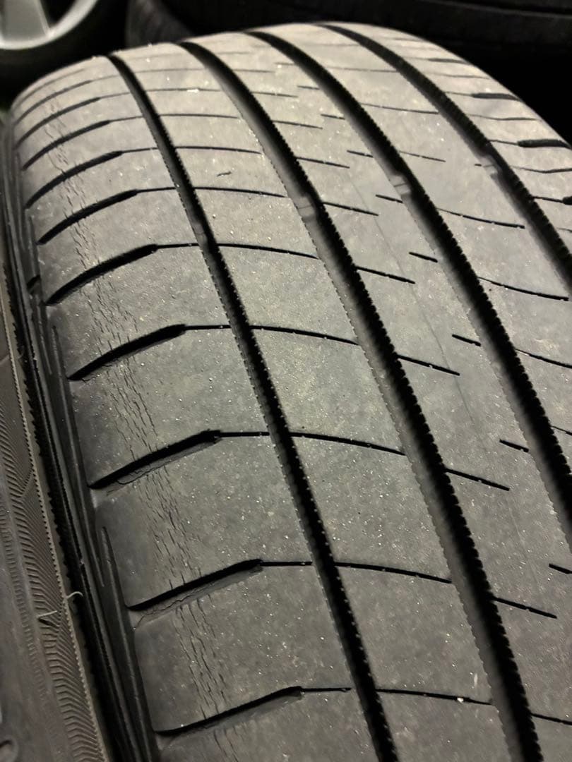 【美品】30プリウスツーリング純正ホイール　タイヤ付き