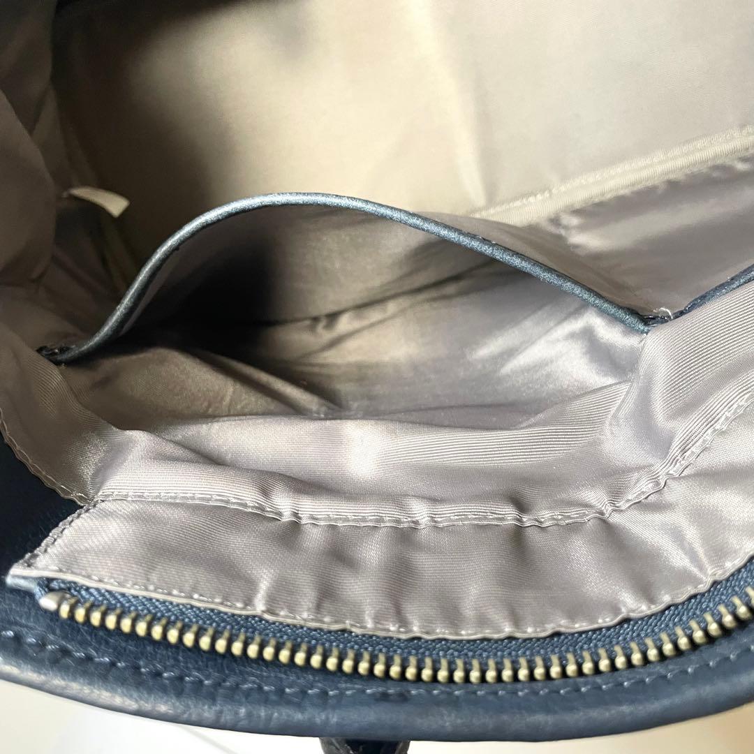 BARNEYS NEW YORKトートバッグ 大容量 A4 PC レザー 紺