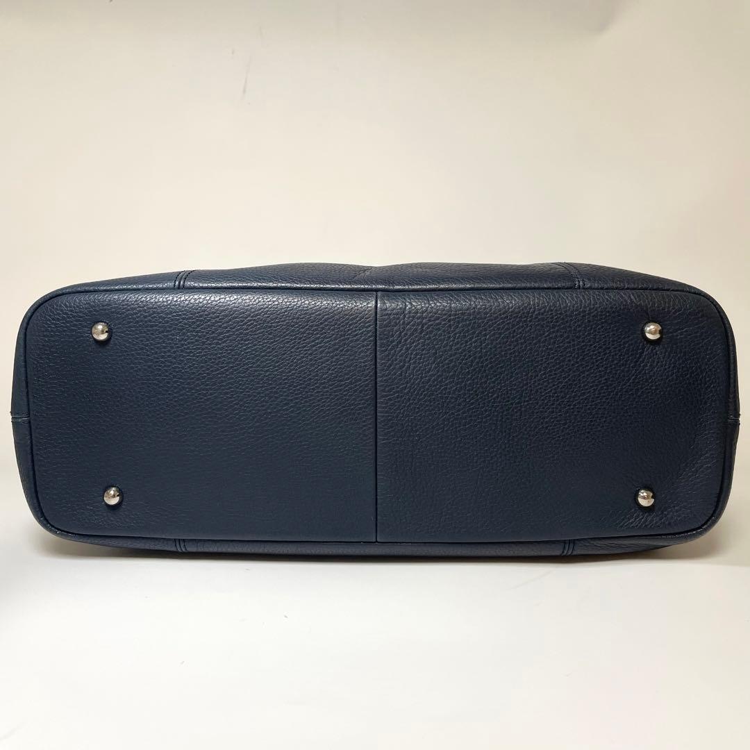 BARNEYS NEW YORKトートバッグ 大容量 A4 PC レザー 紺