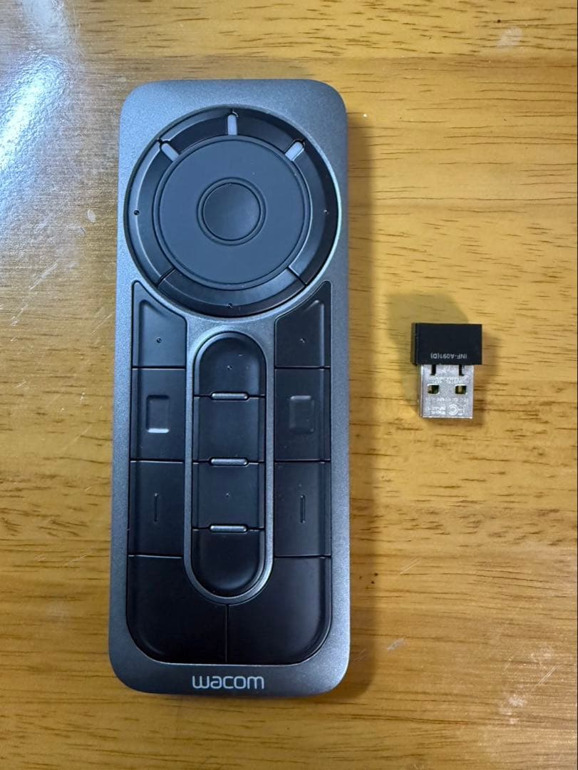 ね*ド様 【動作OK】Wacom Cintiq Pro16 Remote付属