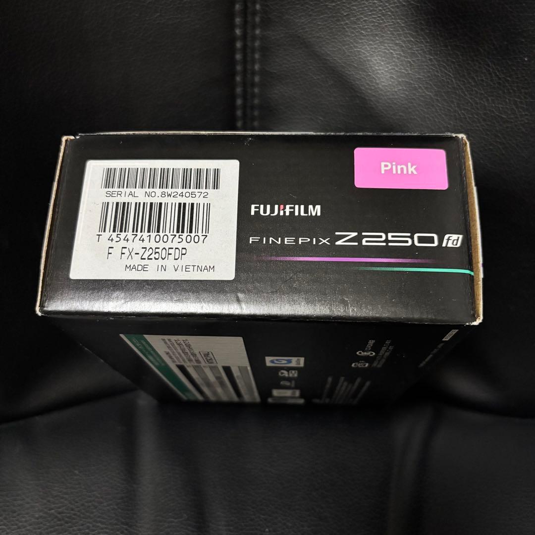 FUJIFILM デジカメ FinePix z250fd ピンク⭐︎ミニ三脚付き⭐︎