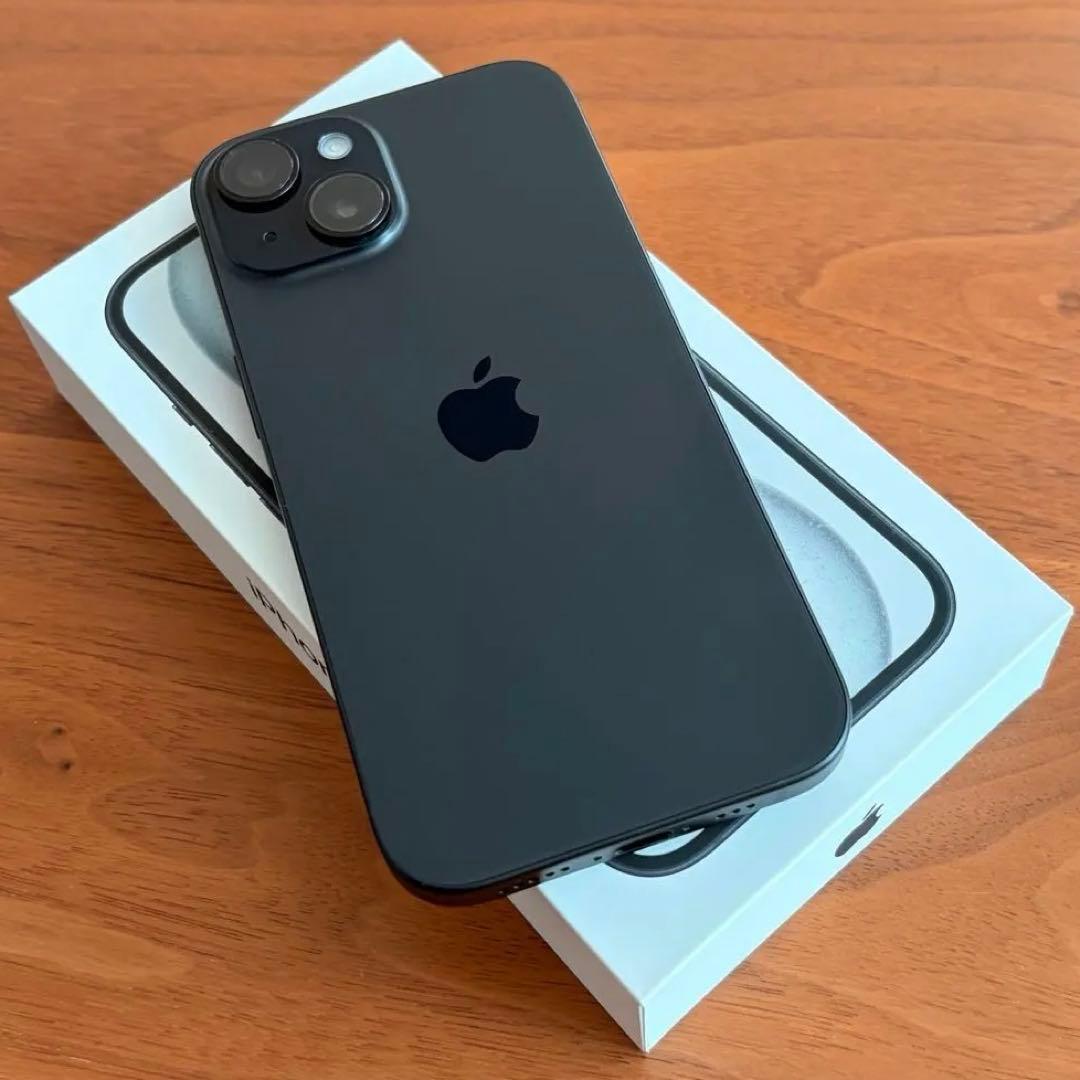 【美品】Apple iPhone15本体 128GB SIMフリー ブラック