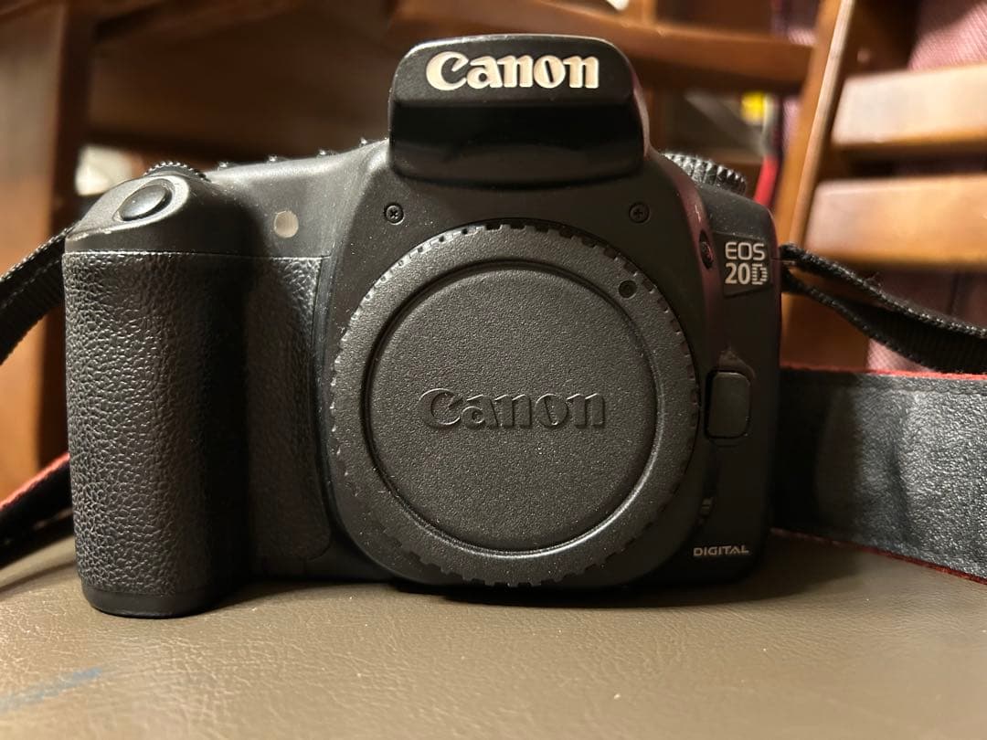 Canon EOS 20D デジタル一眼レフカメラ